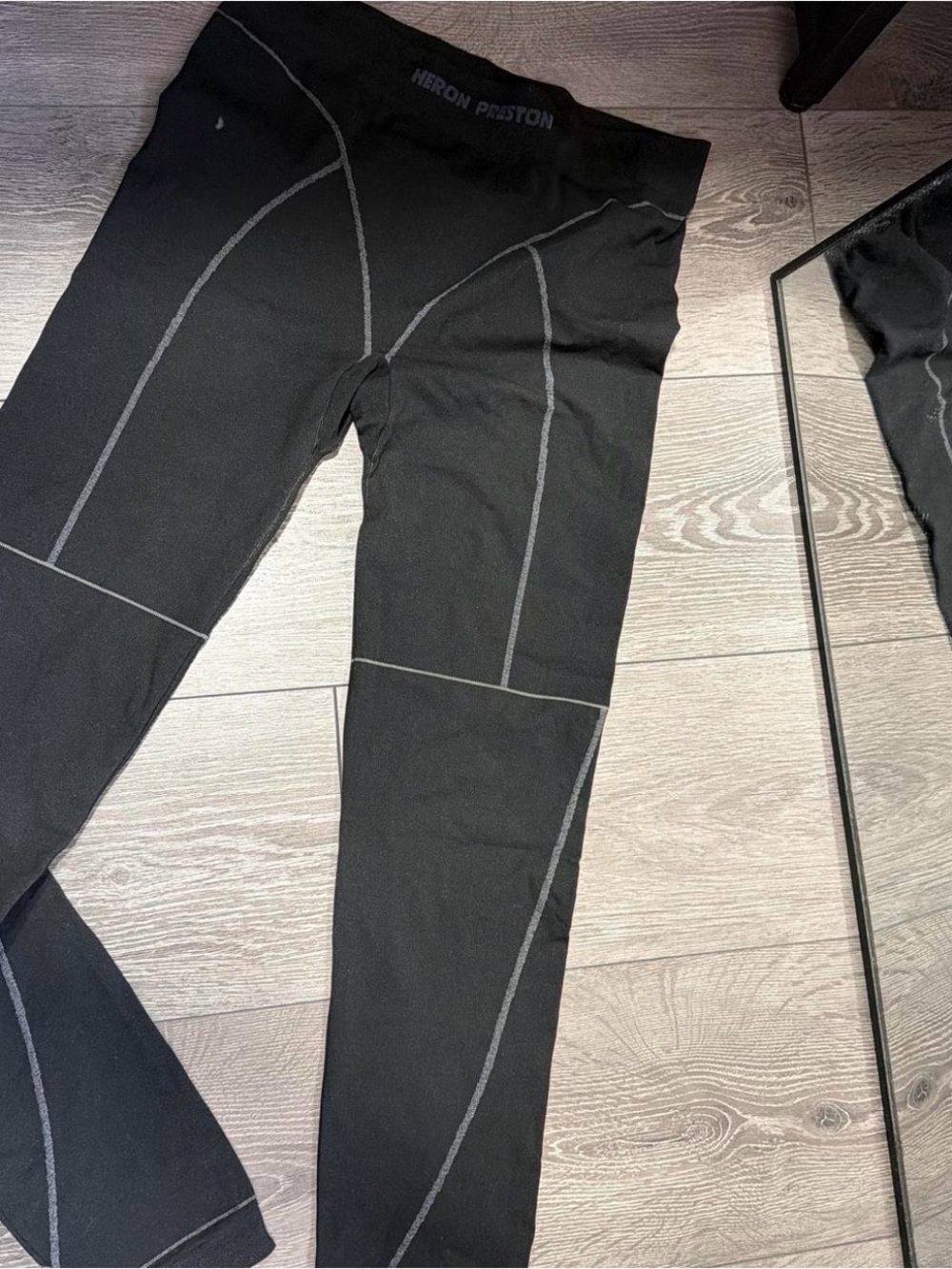 Heron Preston Black Knit Top with Orange Logo Tab - Picture 4 of 4